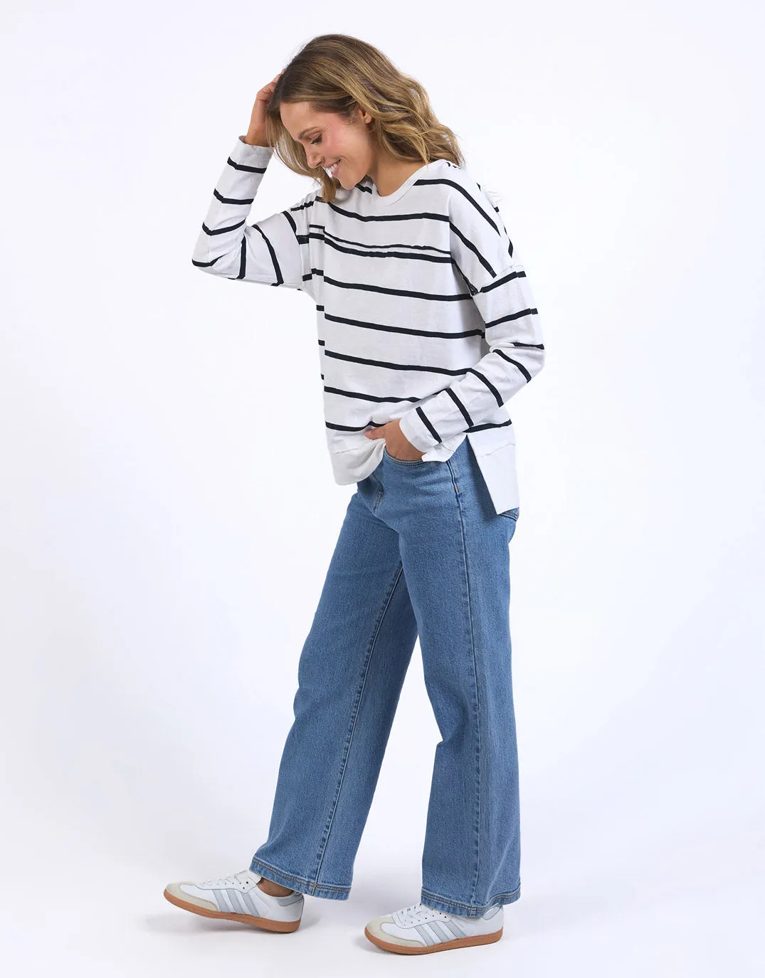 Jayne Stripe Throw On Top - White/Dark Sapphire Stripe