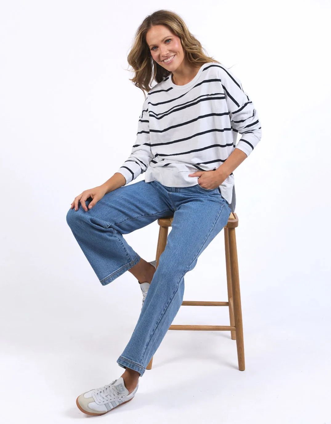 Jayne Stripe Throw On Top - White/Dark Sapphire Stripe