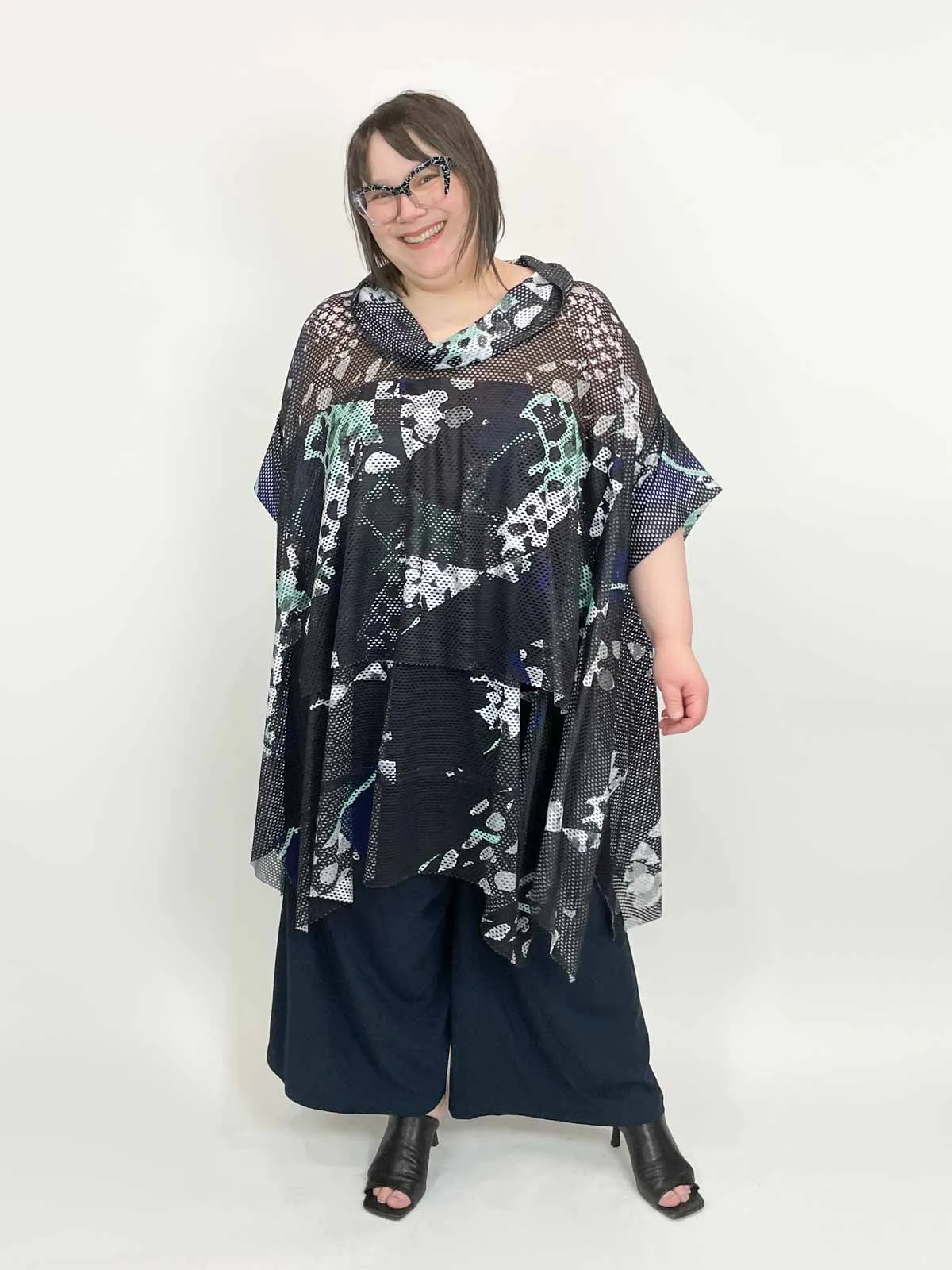 Pianist Tunic, Black Multi